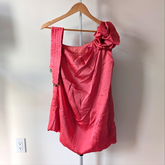 🌸 EUC Seductions Pink One Shoulder Floral Mini Dress 🌸 - Picture 2 of 5